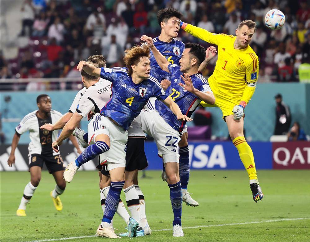 九游-西亚卡姆爆冷击败日本队,精彩发挥引爆全场!的简单介绍