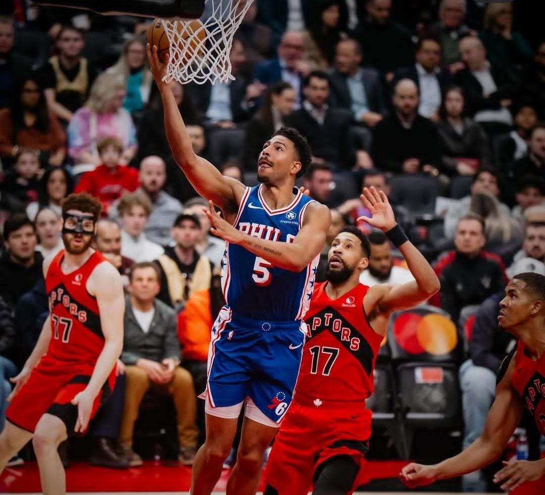 就有娱乐-浓眉哥连续十场比赛得分超过精彩发挥，独行侠挑战极限！的简单介绍